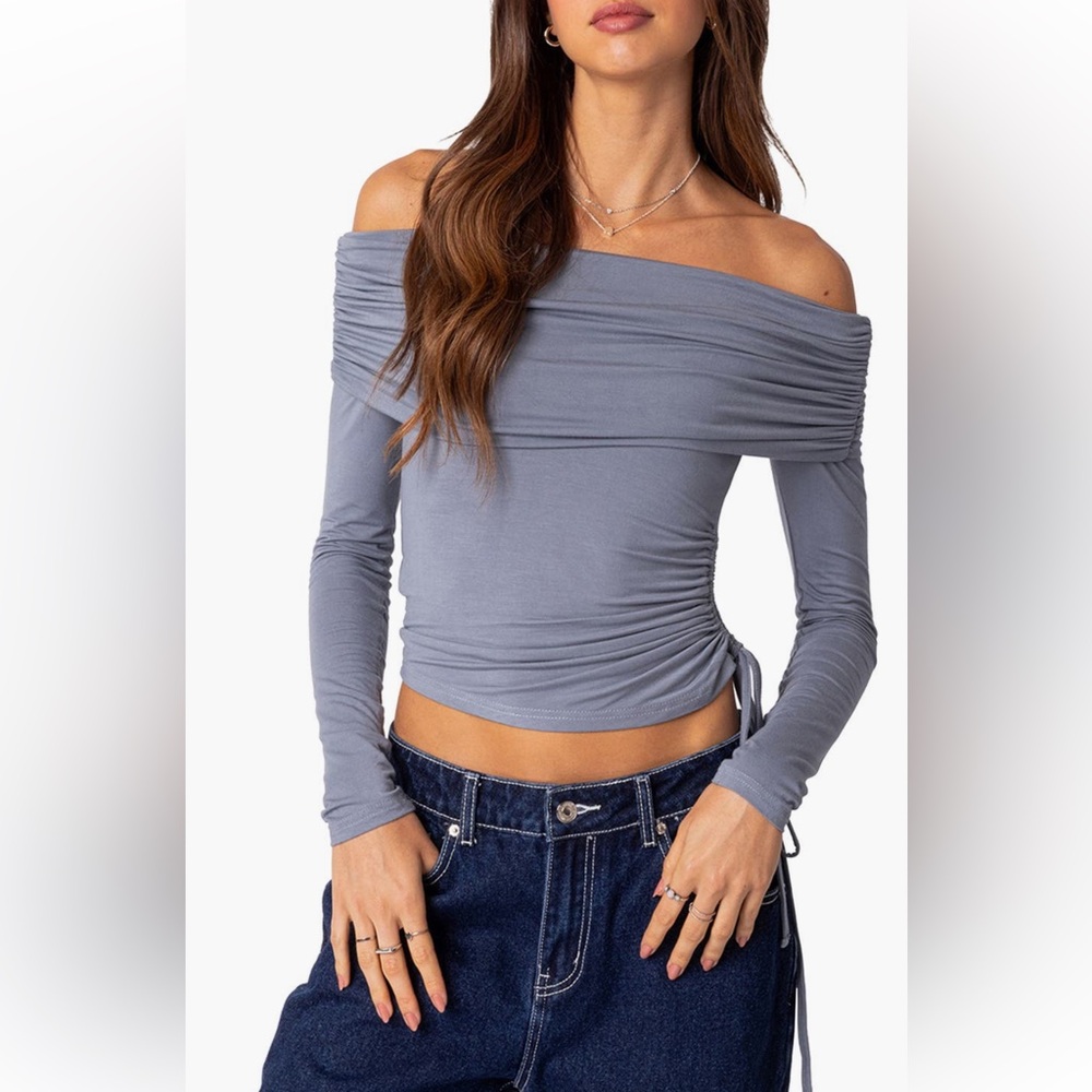 Women’s Gathered Off the Shoulder Top